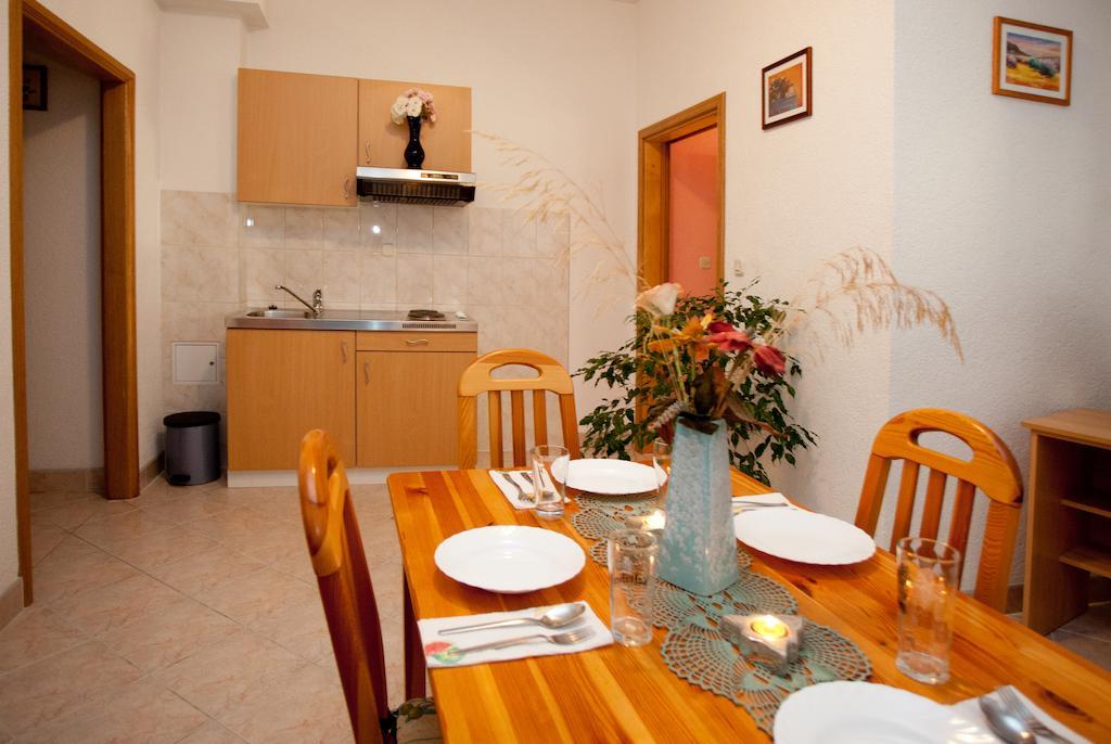 Apartments Cetina Спліт Екстер'єр фото