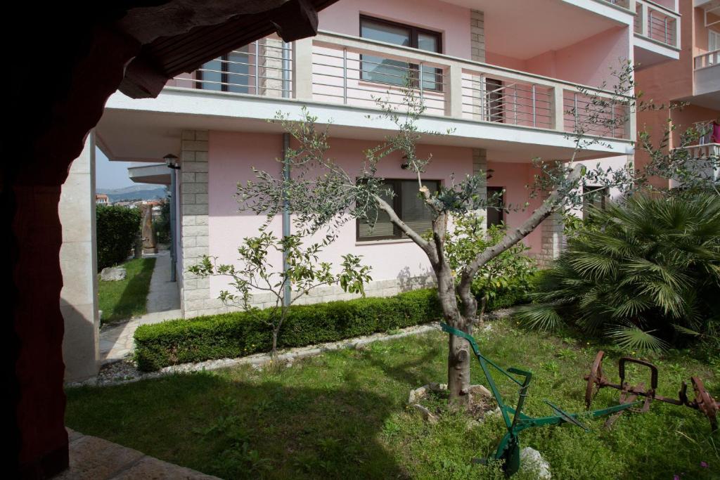 Apartments Cetina Спліт Екстер'єр фото